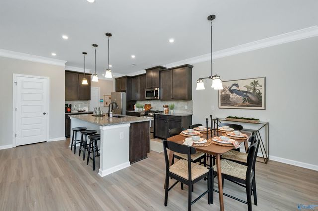 7205 Fox Glen Circle SE, Owens Cross Roads, AL 35763