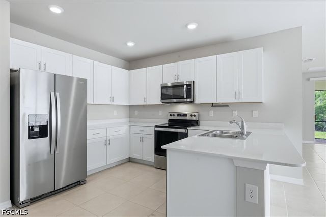 20579 Plumwood LOOP, North Fort Myers, FL 33917