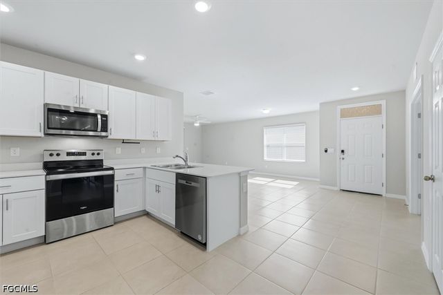 20579 Plumwood LOOP, North Fort Myers, FL 33917