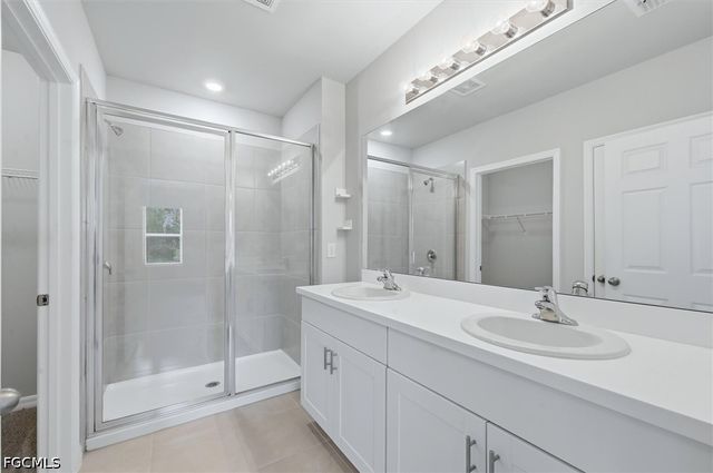 20579 Plumwood LOOP, North Fort Myers, FL 33917