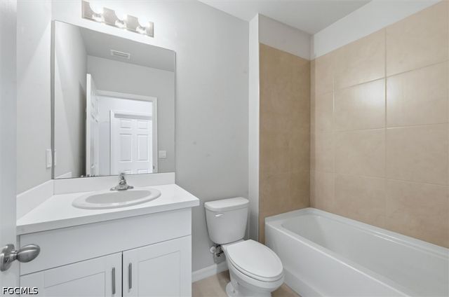 20579 Plumwood LOOP, North Fort Myers, FL 33917