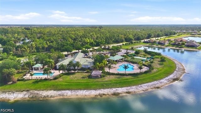 20579 Plumwood LOOP, North Fort Myers, FL 33917