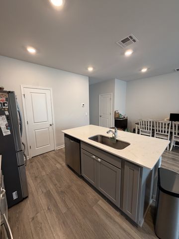 4128 Feetham Dr, Murfreesboro, TN 37129