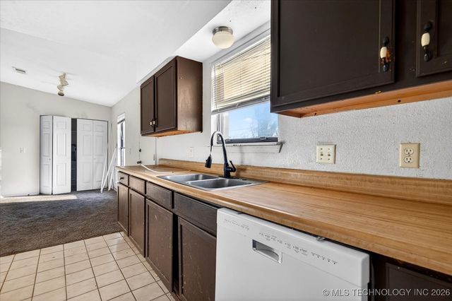 504 Highland Drive, Bartlesville, OK 74003