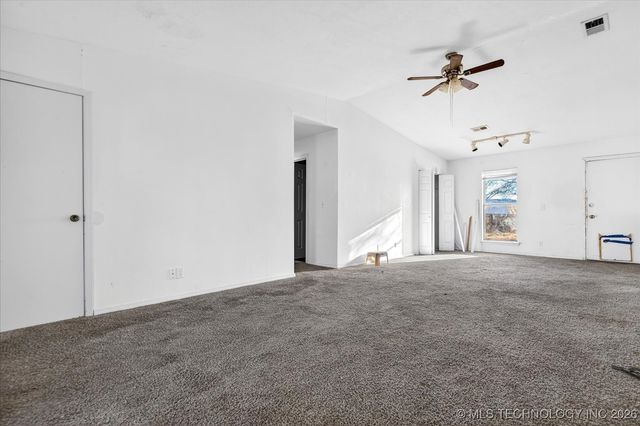 504 Highland Drive, Bartlesville, OK 74003