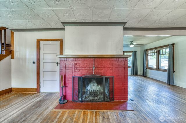 2150 N Callow Avenue, Bremerton, WA 98312