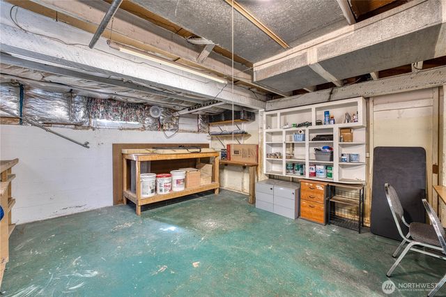 2150 N Callow Avenue, Bremerton, WA 98312