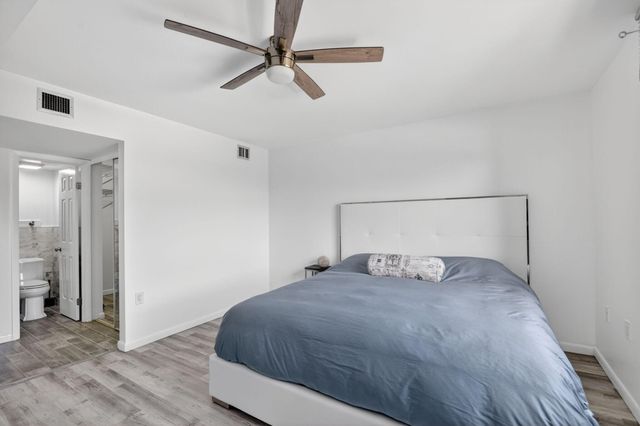 3516 Whitehall Drive 301, West Palm Beach, FL 33401