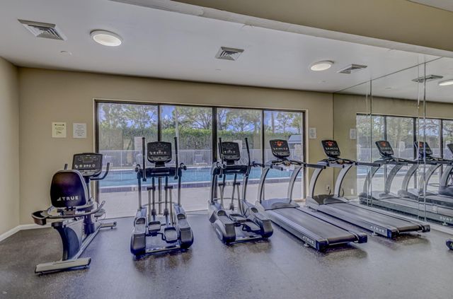 3516 Whitehall Drive 301, West Palm Beach, FL 33401