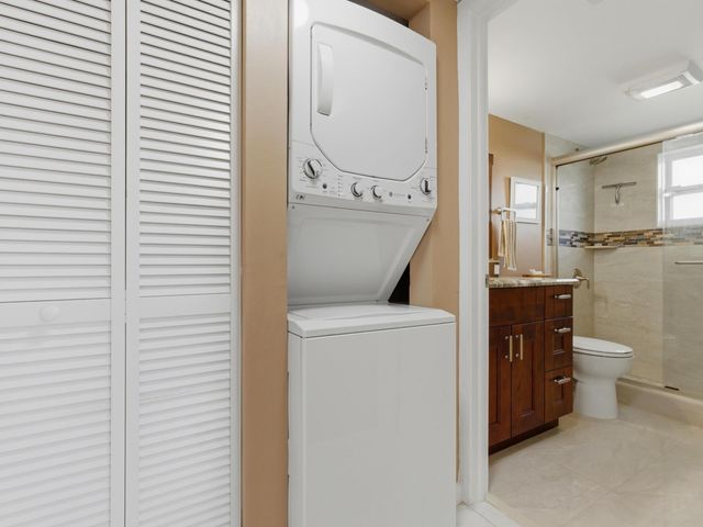 13648 Coconut Palm Court A, Delray Beach, FL 33484