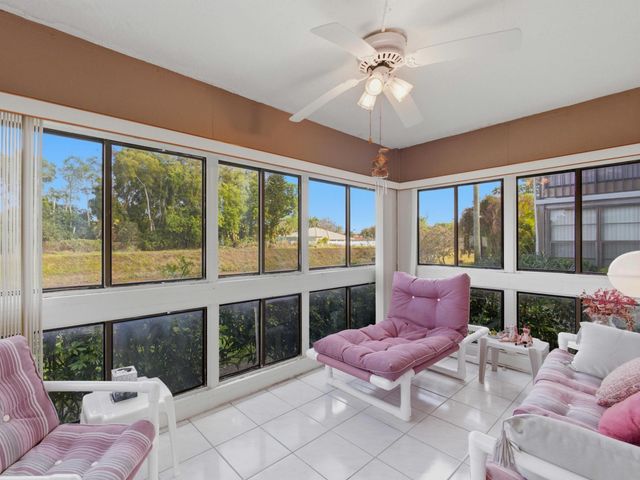 13648 Coconut Palm Court A, Delray Beach, FL 33484