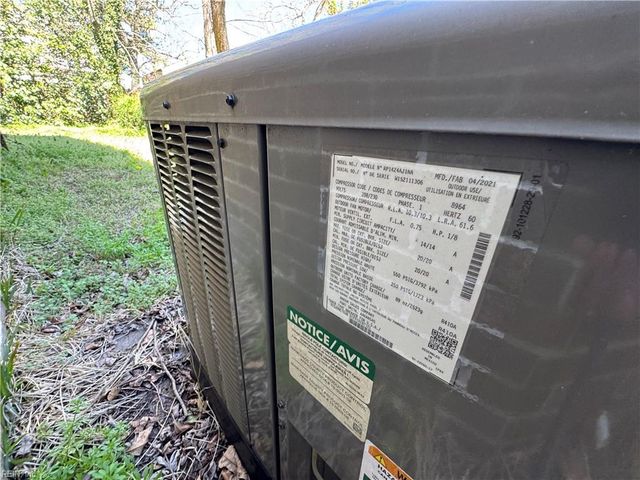 5656 Caxton Ct, Virginia Beach, VA 23462