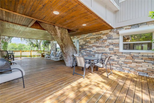 800 HIDDEN OAKS LANE, Oak Hill, FL 32759