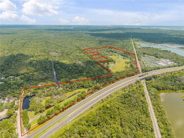 800 HIDDEN OAKS LANE, Oak Hill, FL 32759