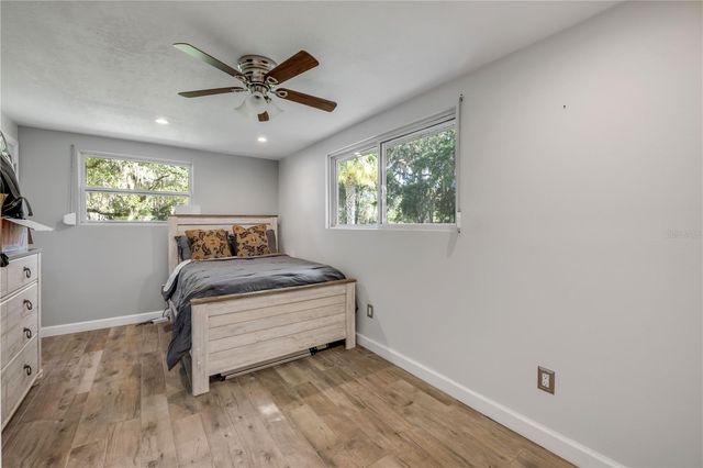 800 HIDDEN OAKS LANE, Oak Hill, FL 32759