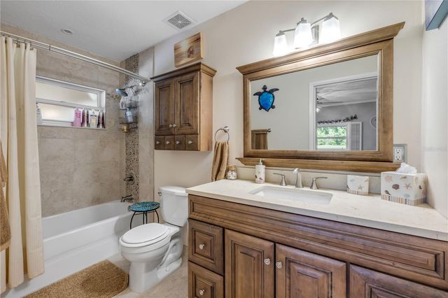 800 HIDDEN OAKS LANE, Oak Hill, FL 32759