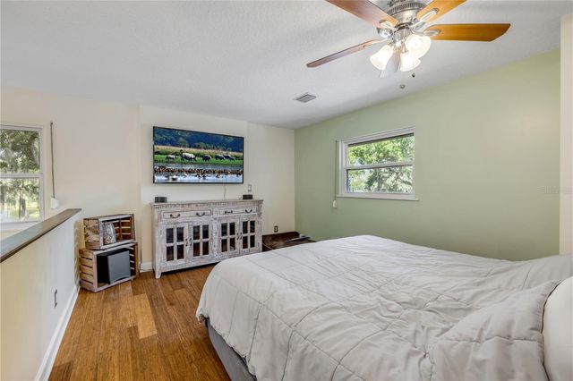 800 HIDDEN OAKS LANE, Oak Hill, FL 32759