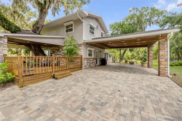 800 HIDDEN OAKS LANE, Oak Hill, FL 32759