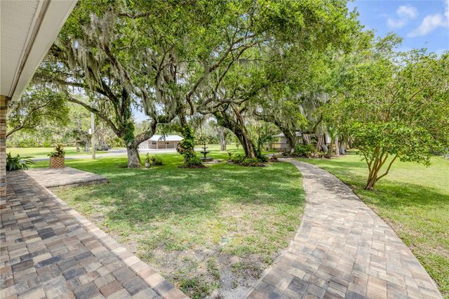 800 HIDDEN OAKS LANE, Oak Hill, FL 32759