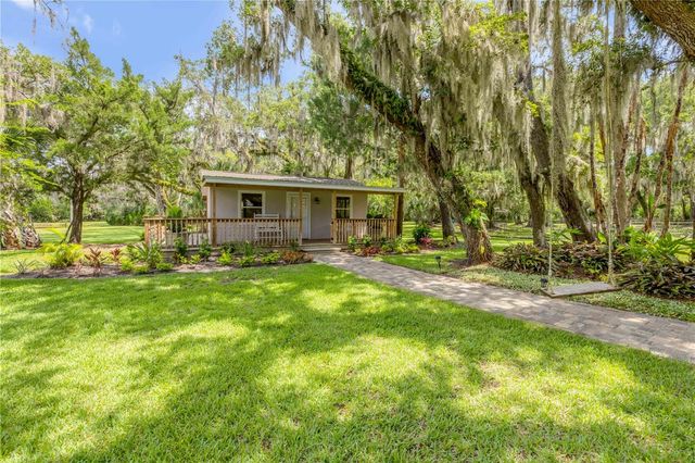 800 HIDDEN OAKS LANE, Oak Hill, FL 32759