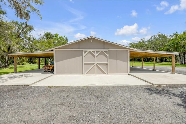800 HIDDEN OAKS LANE, Oak Hill, FL 32759
