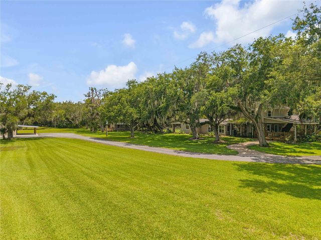 800 HIDDEN OAKS LANE, Oak Hill, FL 32759