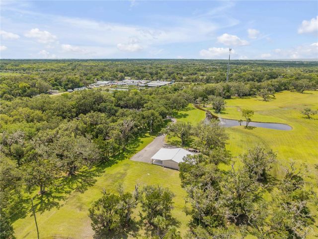 800 HIDDEN OAKS LANE, Oak Hill, FL 32759