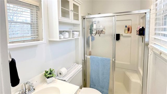 15404 S Summertree Lane, Olathe, KS 66062