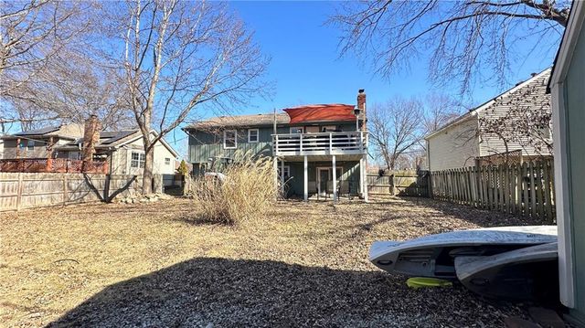 15404 S Summertree Lane, Olathe, KS 66062