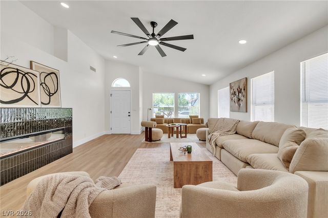 8220 Mt Brodie Circle, Las Vegas, NV 89145