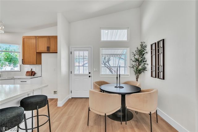 8220 Mt Brodie Circle, Las Vegas, NV 89145