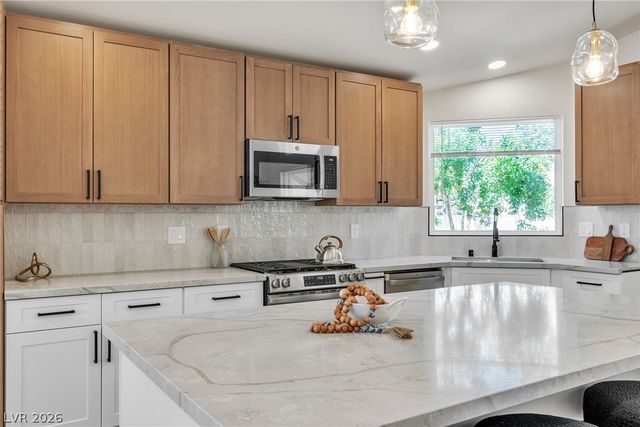 8220 Mt Brodie Circle, Las Vegas, NV 89145