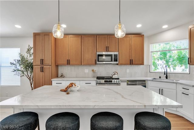 8220 Mt Brodie Circle, Las Vegas, NV 89145