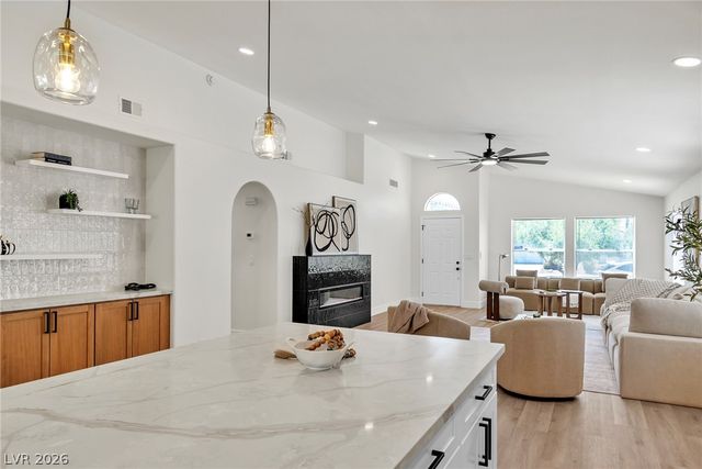 8220 Mt Brodie Circle, Las Vegas, NV 89145