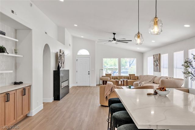 8220 Mt Brodie Circle, Las Vegas, NV 89145