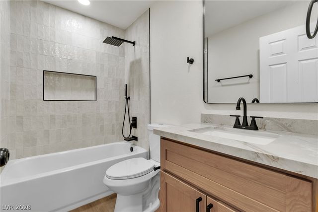 8220 Mt Brodie Circle, Las Vegas, NV 89145