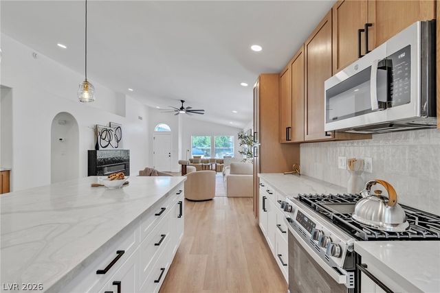8220 Mt Brodie Circle, Las Vegas, NV 89145