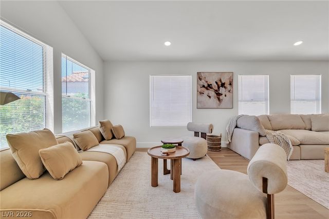 8220 Mt Brodie Circle, Las Vegas, NV 89145