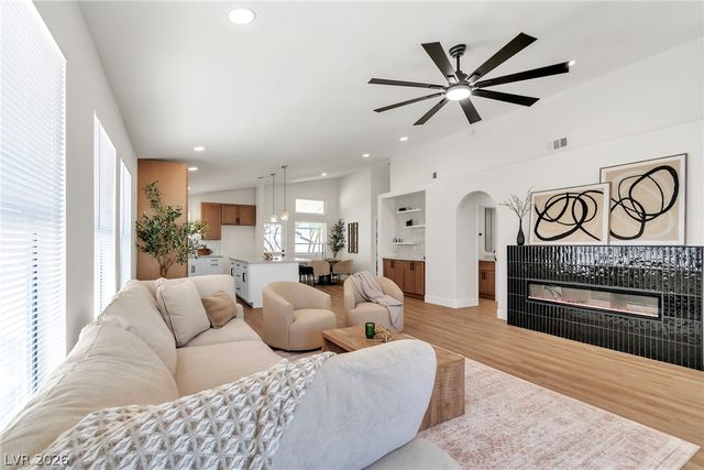 8220 Mt Brodie Circle, Las Vegas, NV 89145
