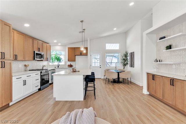 8220 Mt Brodie Circle, Las Vegas, NV 89145