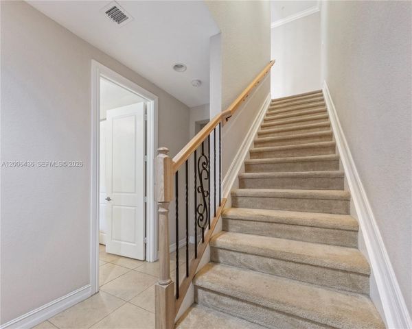 11348 SW 14th St, Pembroke Pines, FL 33025