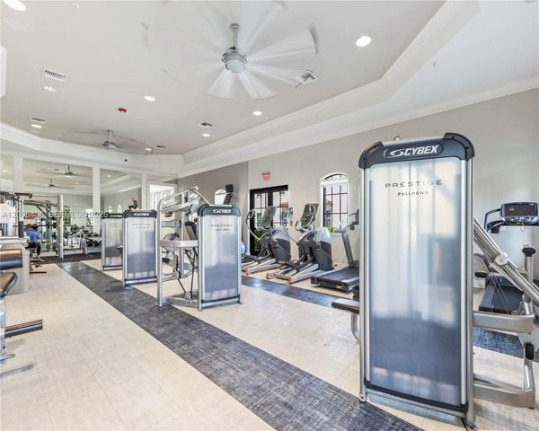 11348 SW 14th St, Pembroke Pines, FL 33025