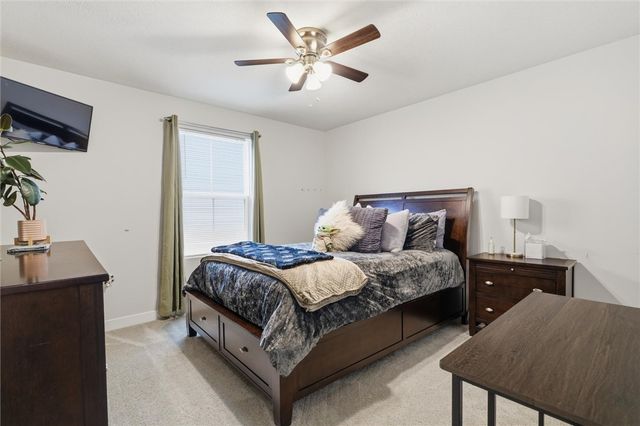 329 Nelson Dr, Monroeville, PA 15146