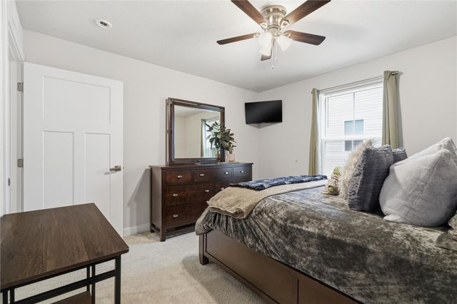 329 Nelson Dr, Monroeville, PA 15146
