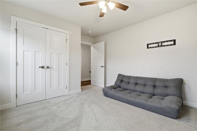 329 Nelson Dr, Monroeville, PA 15146