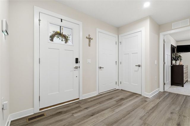 329 Nelson Dr, Monroeville, PA 15146