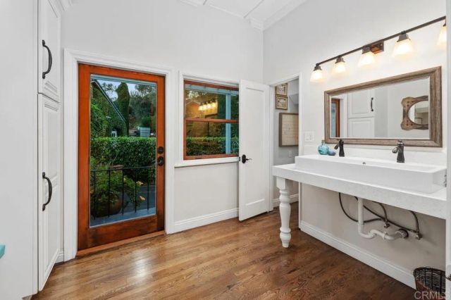 713 Quiet Hills Farm Road, Escondido, CA 92029