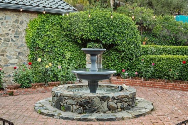 713 Quiet Hills Farm Road, Escondido, CA 92029