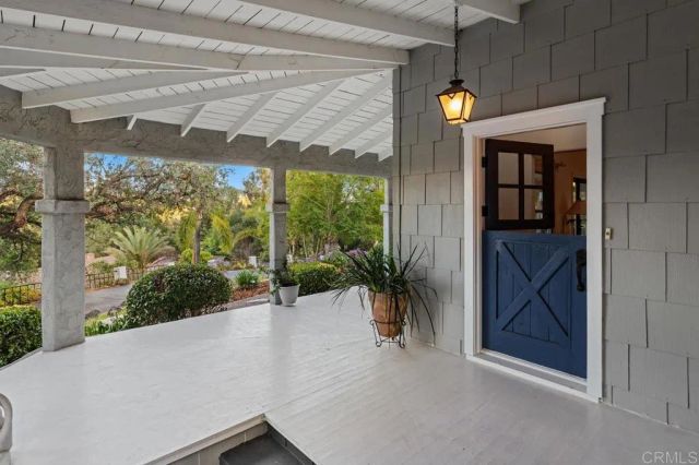 713 Quiet Hills Farm Road, Escondido, CA 92029