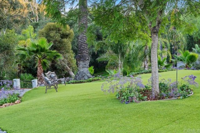 713 Quiet Hills Farm Road, Escondido, CA 92029